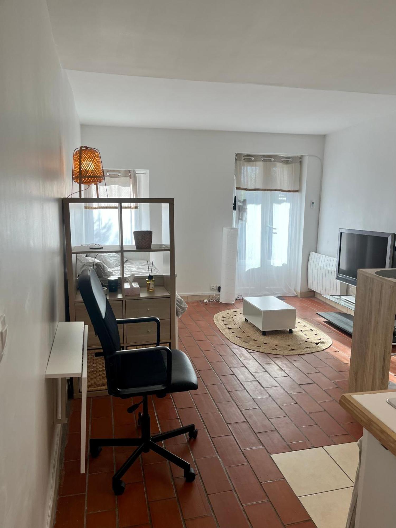 Appartement La Vue Secrete De Neauphle Extérieur photo